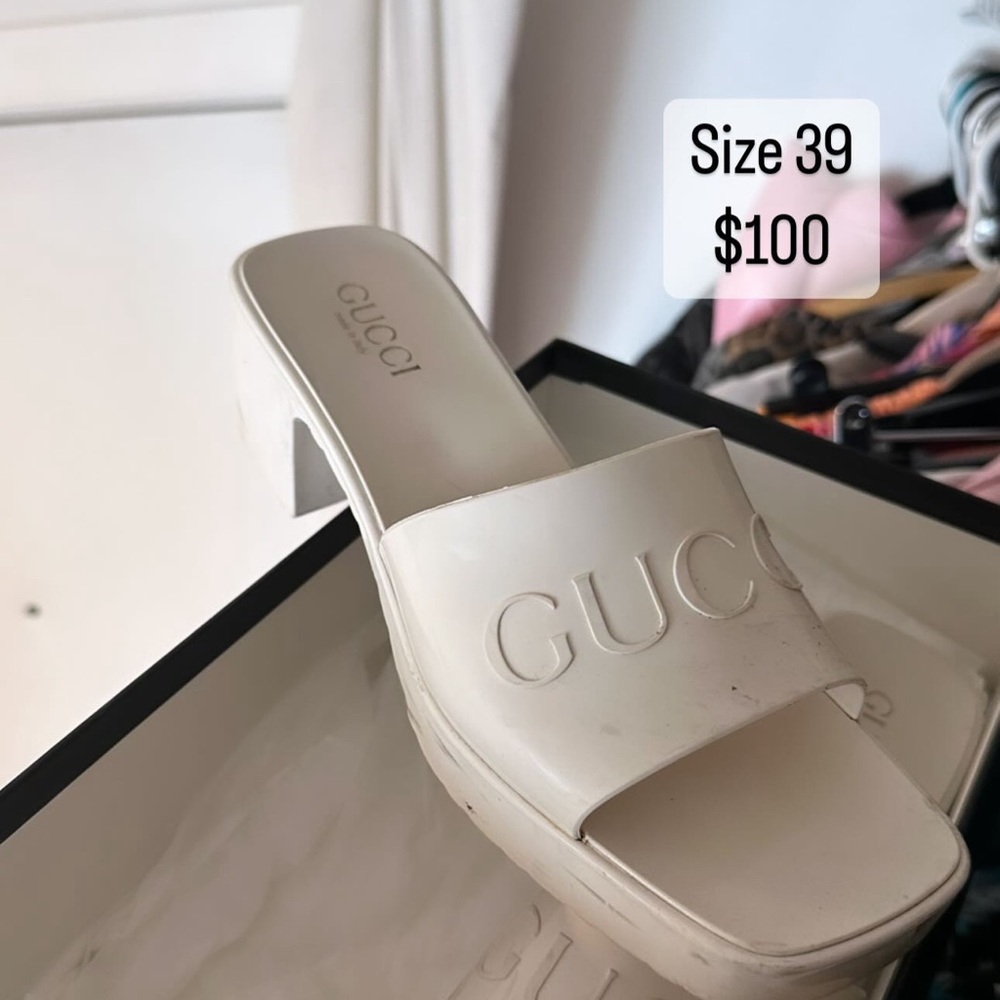 Gucci rubber slides